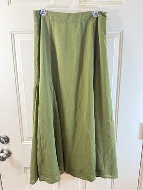 Commense Olive Green Maxi Skirt Women’s M Minimalist 320